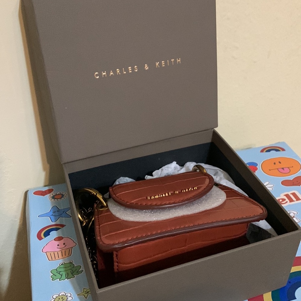 Charles & Keith Mini bag - Picture 6 of 6